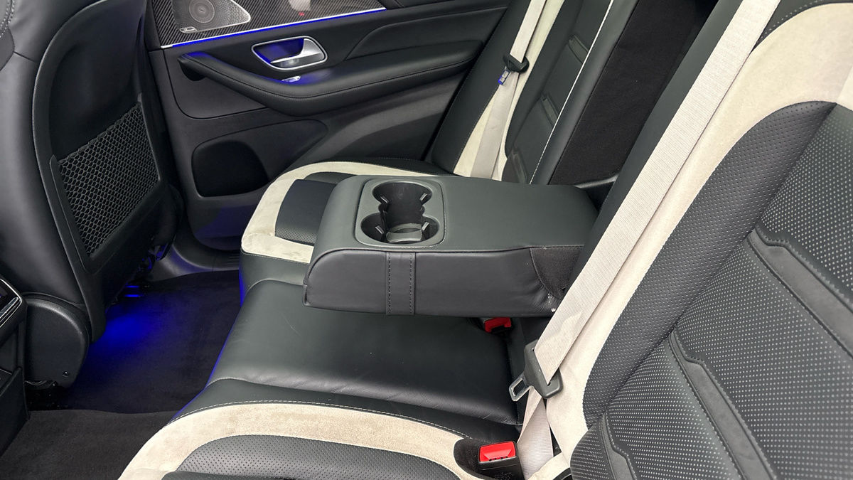 Mercedes-Benz GLE Image 9