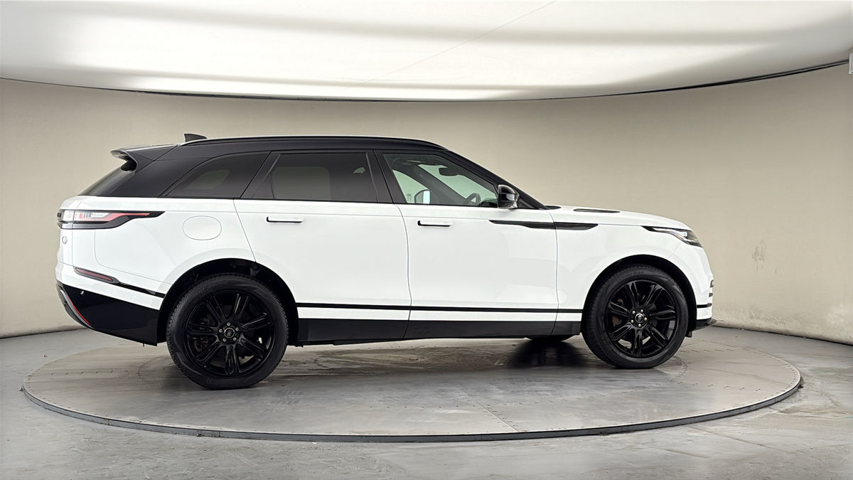 More views of Land Rover Range Rover Velar