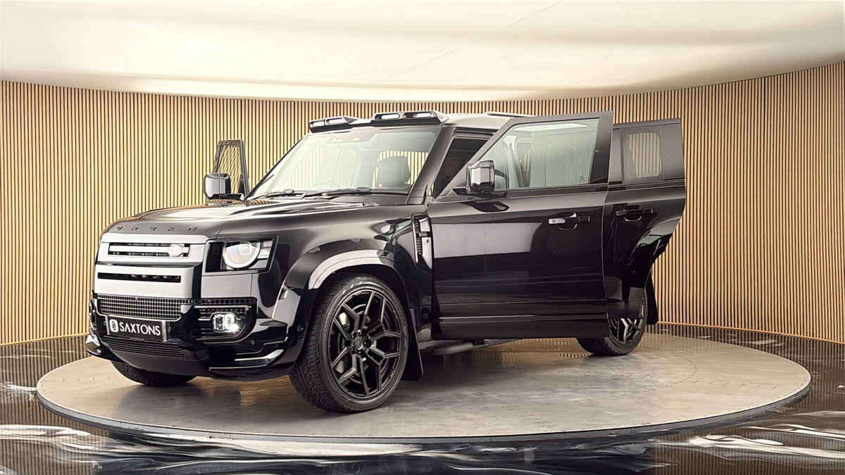 More views of Land Rover Defender 110
