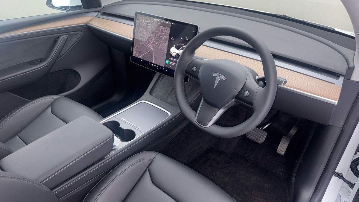 Tesla Model Y Image 5