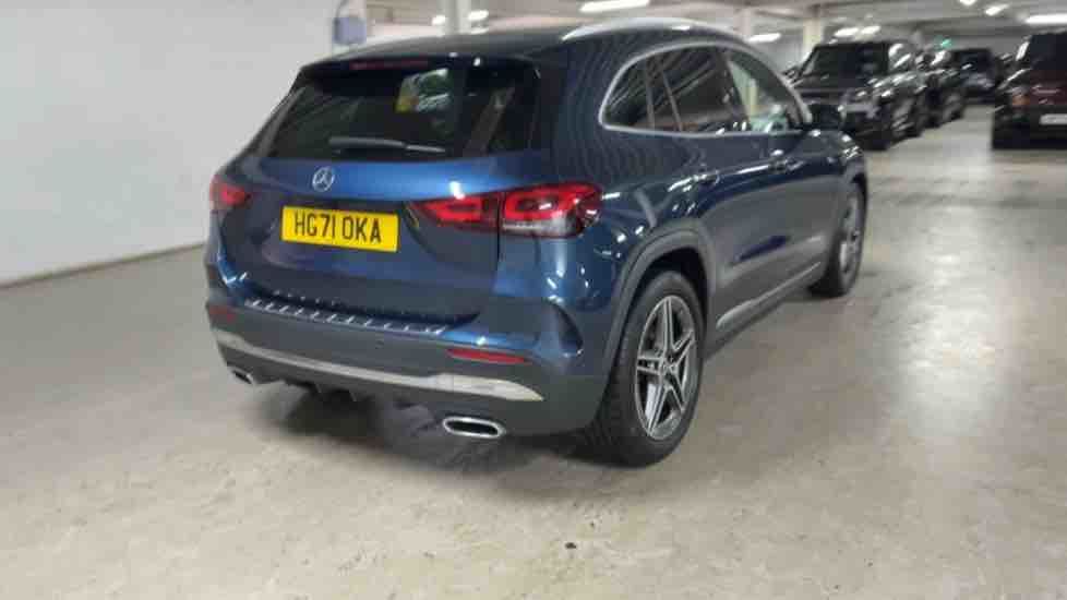 More views of Mercedes-Benz GLA