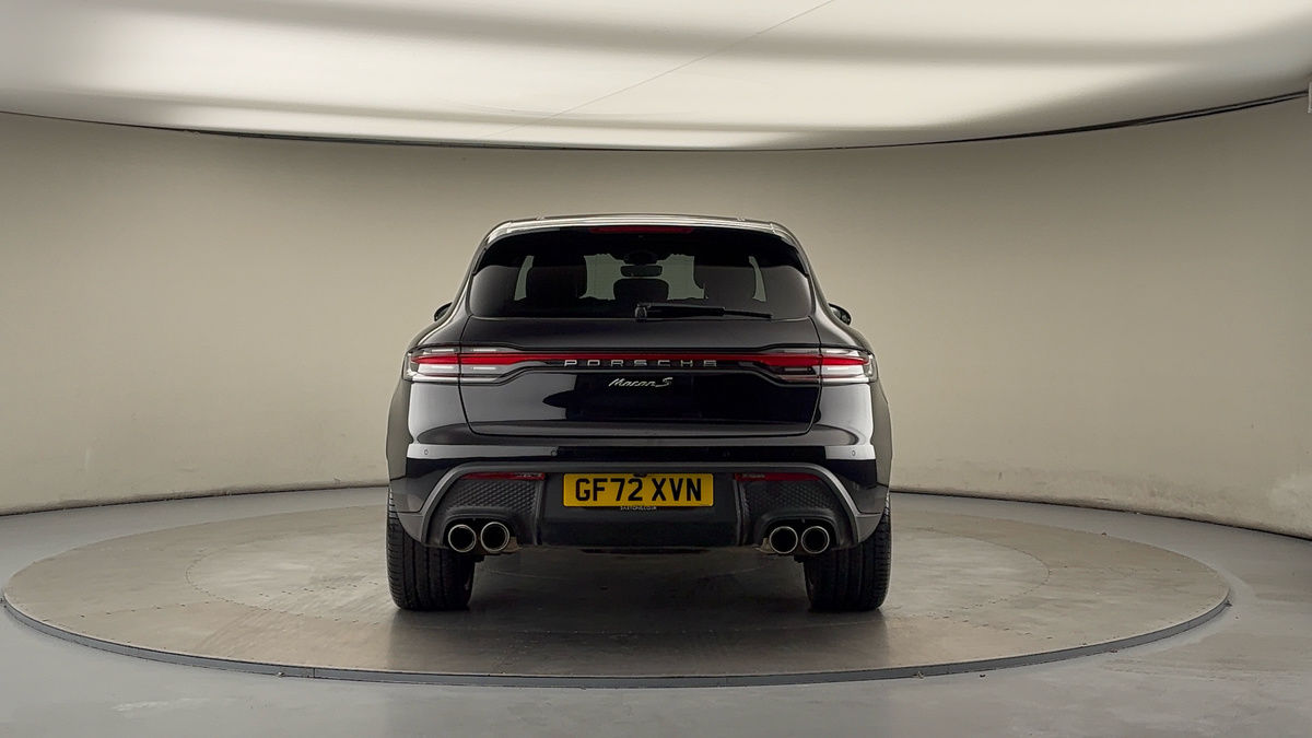 Porsche Macan Image 4