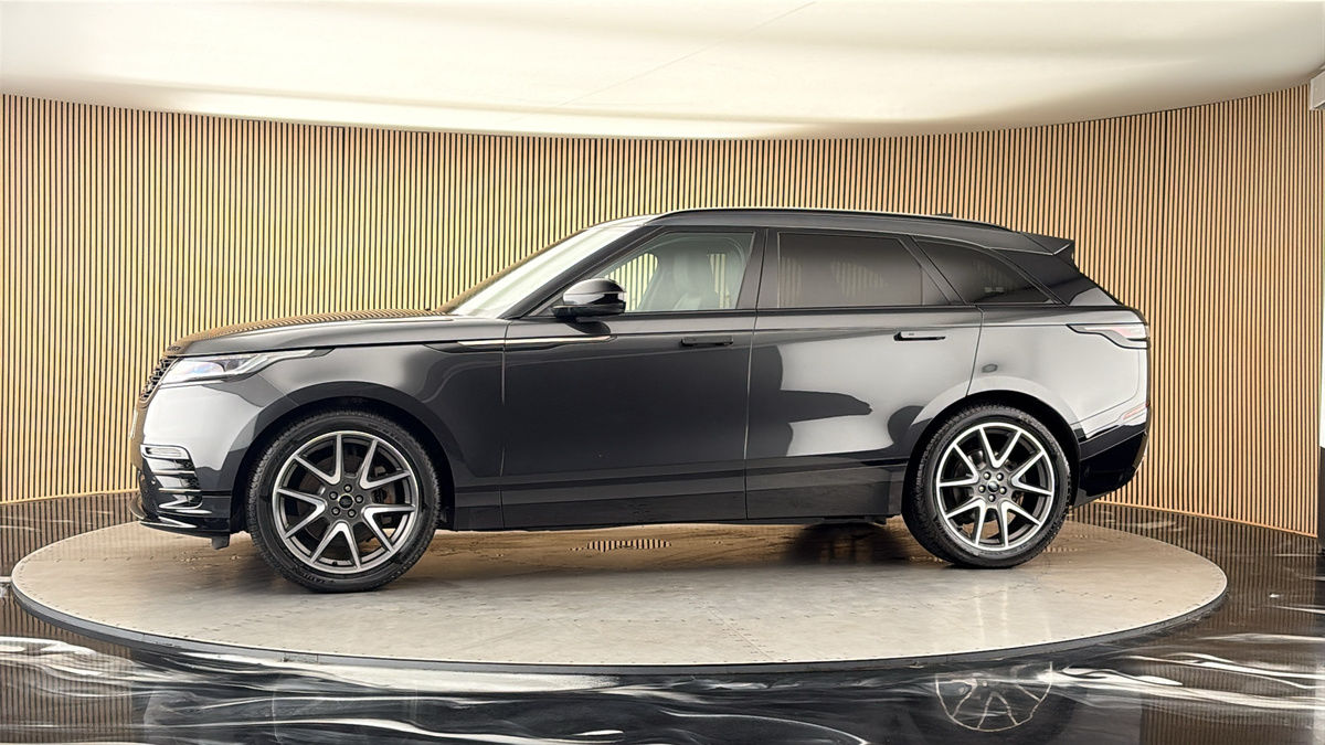More views of Land Rover Range Rover Velar