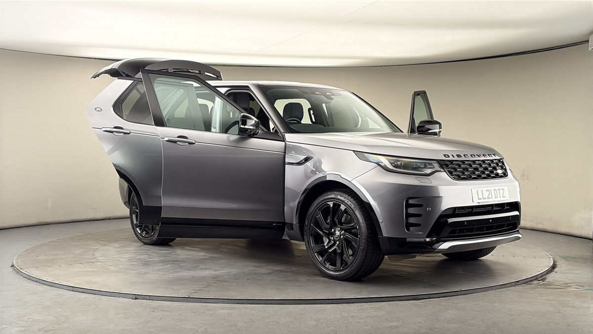 More views of Land Rover Discovery