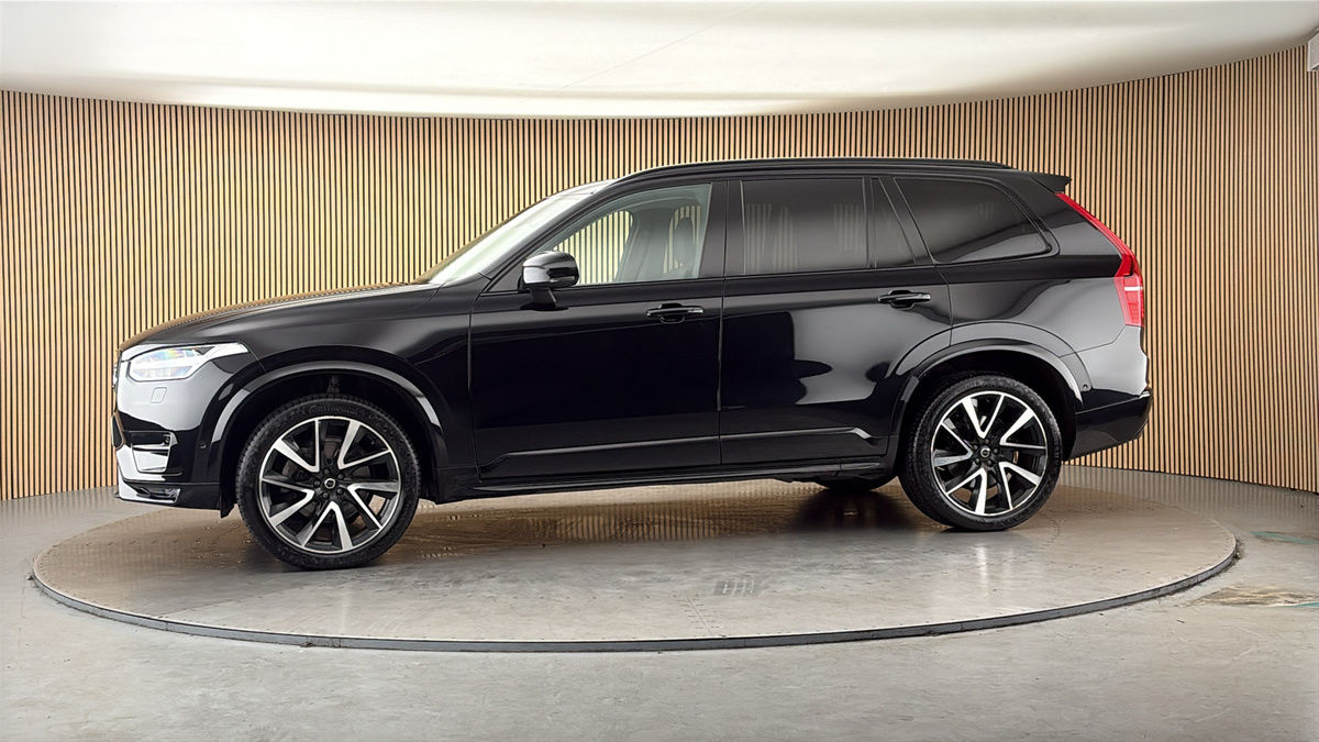 More views of Volvo XC90
