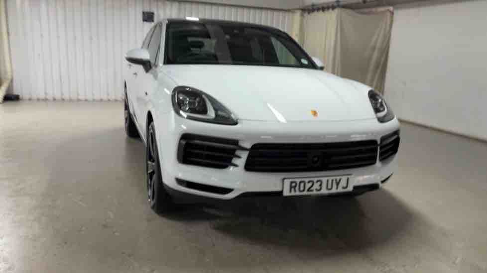 More views of Porsche Cayenne