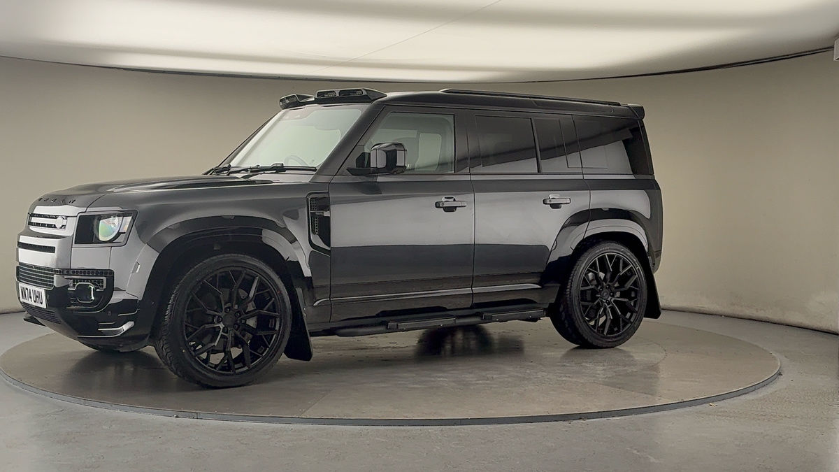 More views of Land Rover Defender 110