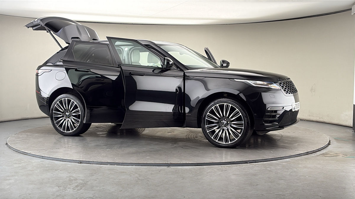 More views of Land Rover Range Rover Velar
