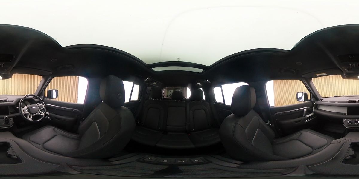 More views of Land Rover Defender 110
