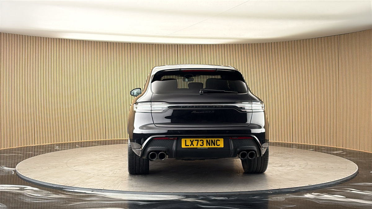 More views of Porsche Macan