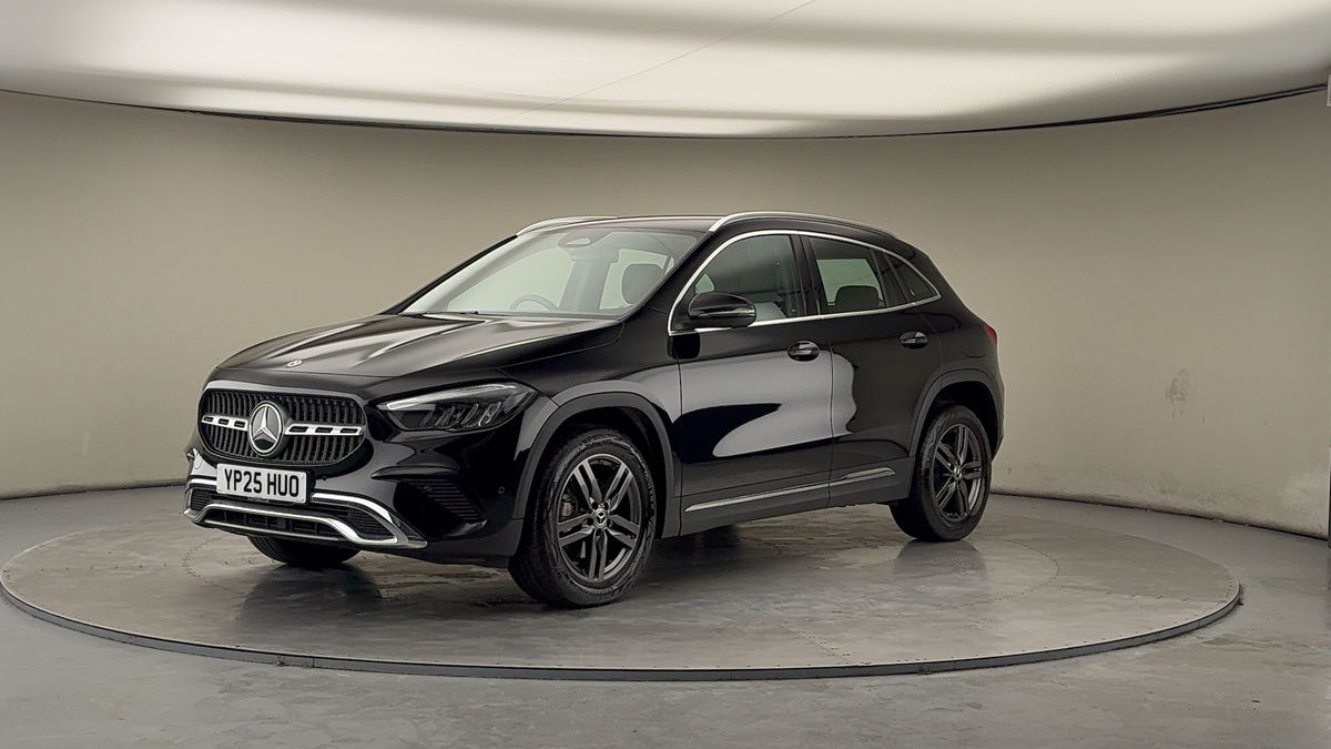 Mercedes-Benz GLA Image 20