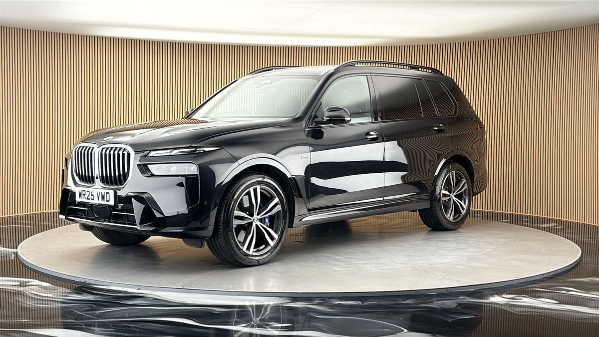 BMW X7 Image 20