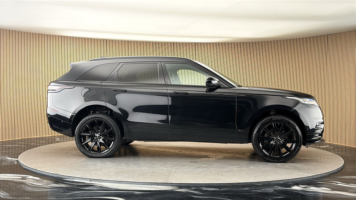 More views of Land Rover Range Rover Velar