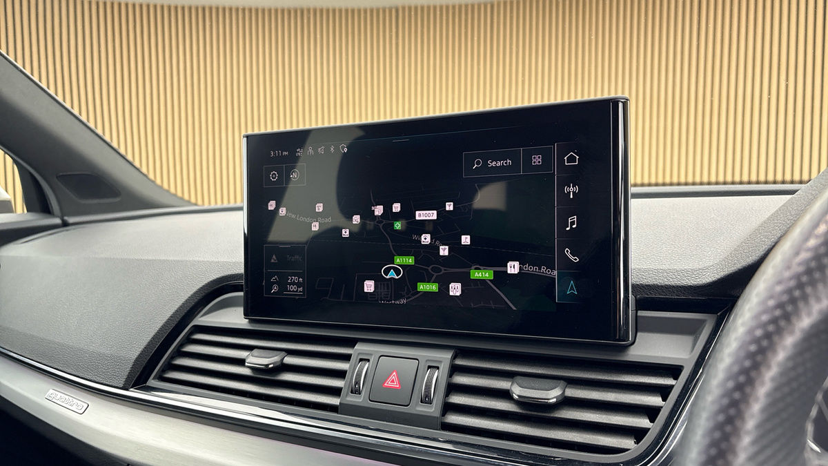 Audi SQ5 Image 17