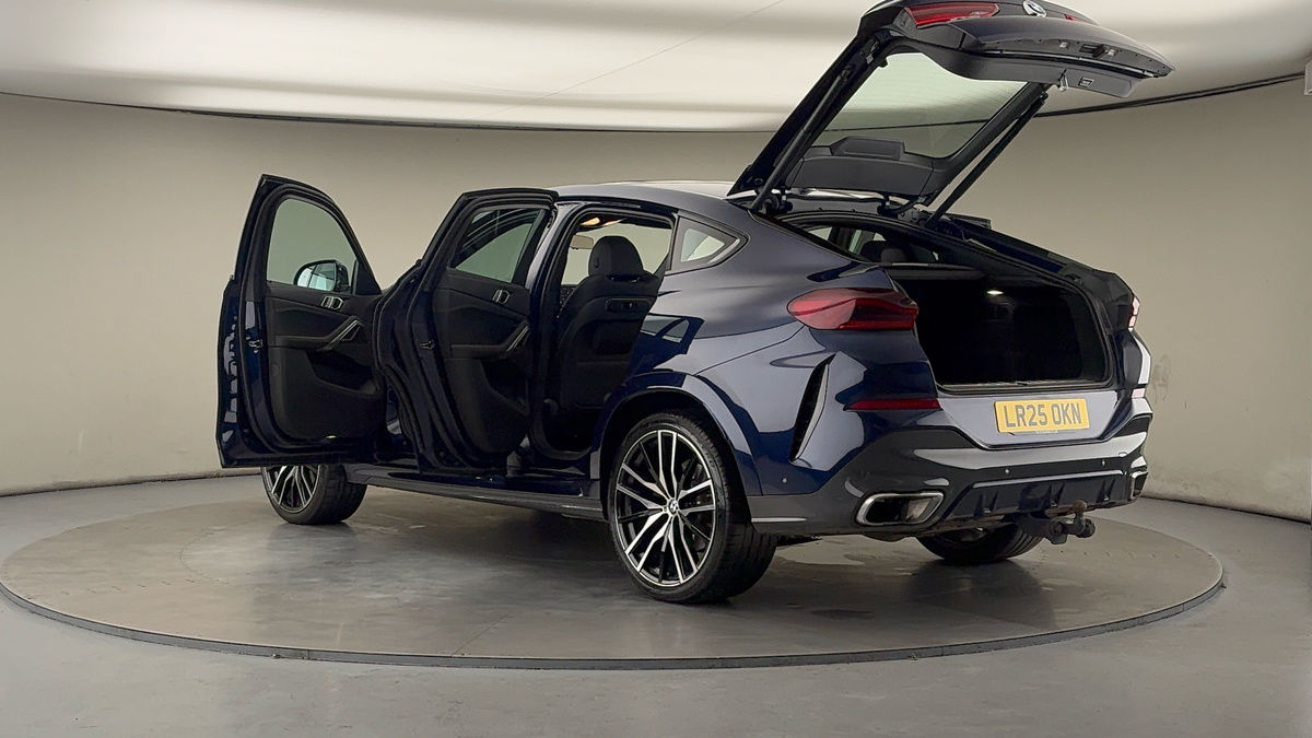 More views of BMW X6