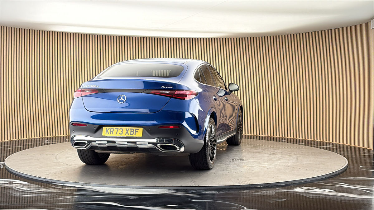More views of Mercedes-Benz GLC