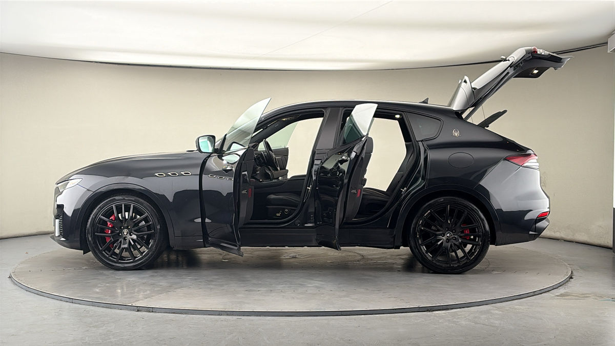 More views of Maserati Levante