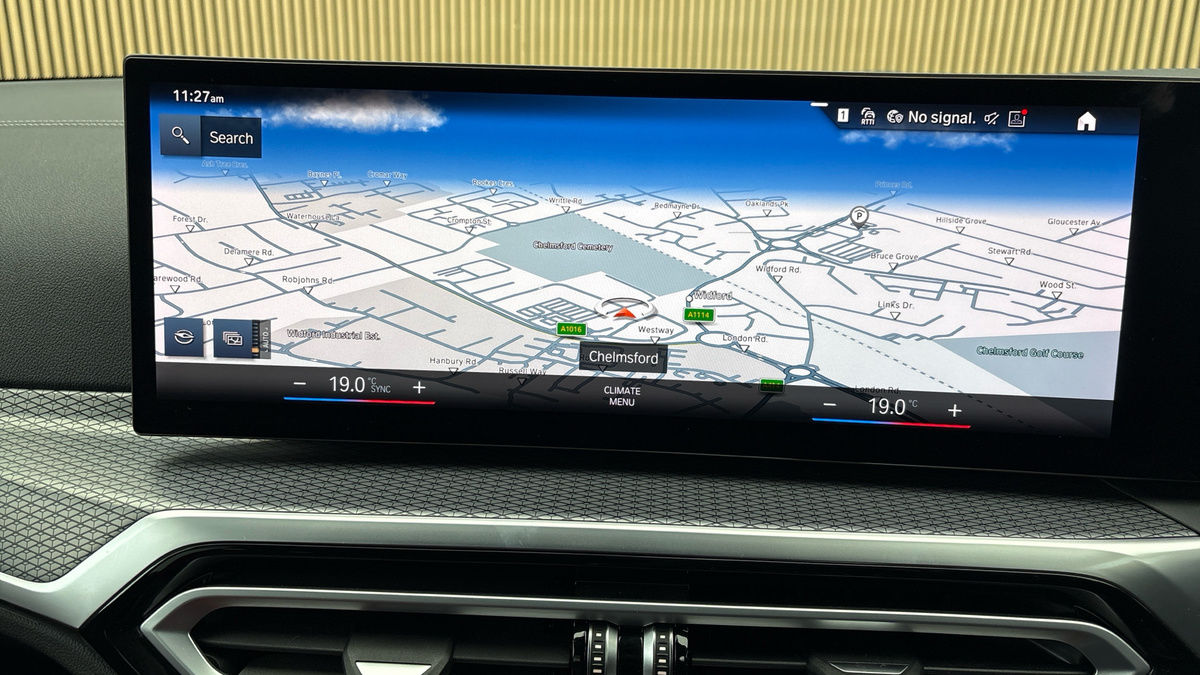 BMW 3 Series Image 17