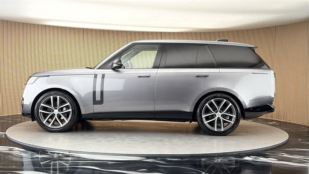 Land Rover Range Rover Image 15