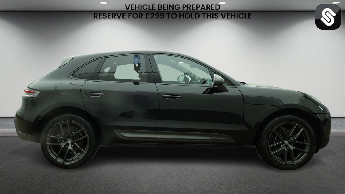 Porsche Macan Image 5