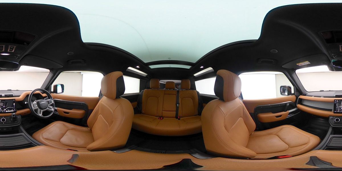 More views of Land Rover Defender 90