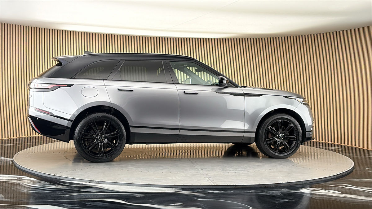 More views of Land Rover Range Rover Velar