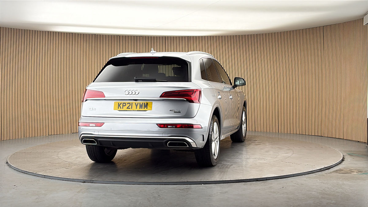 More views of Audi Q5