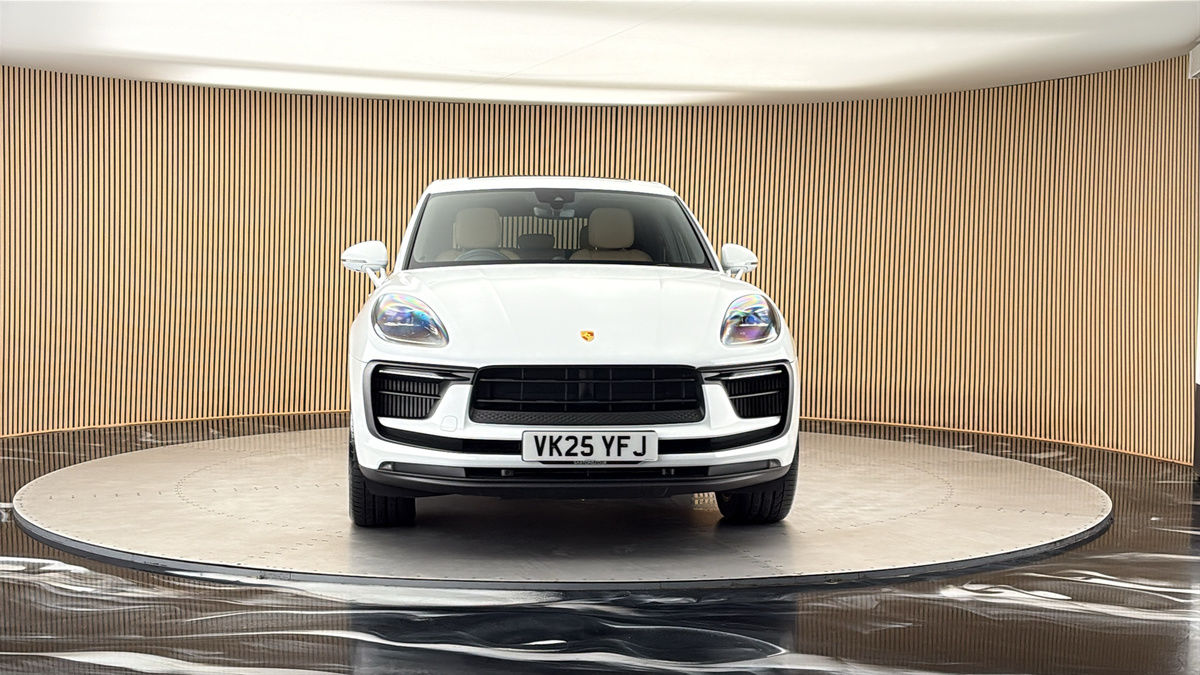 More views of Porsche Macan