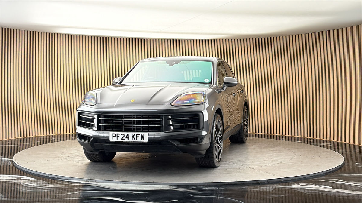 More views of Porsche Cayenne