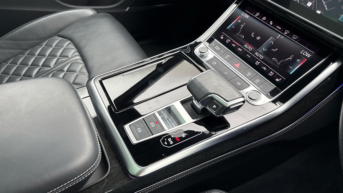 Audi Q7 Image 18