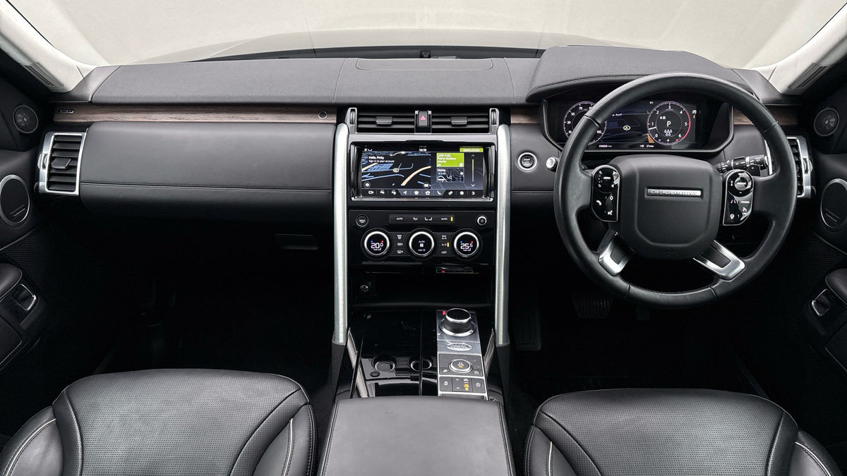 Land Rover Discovery Image 12