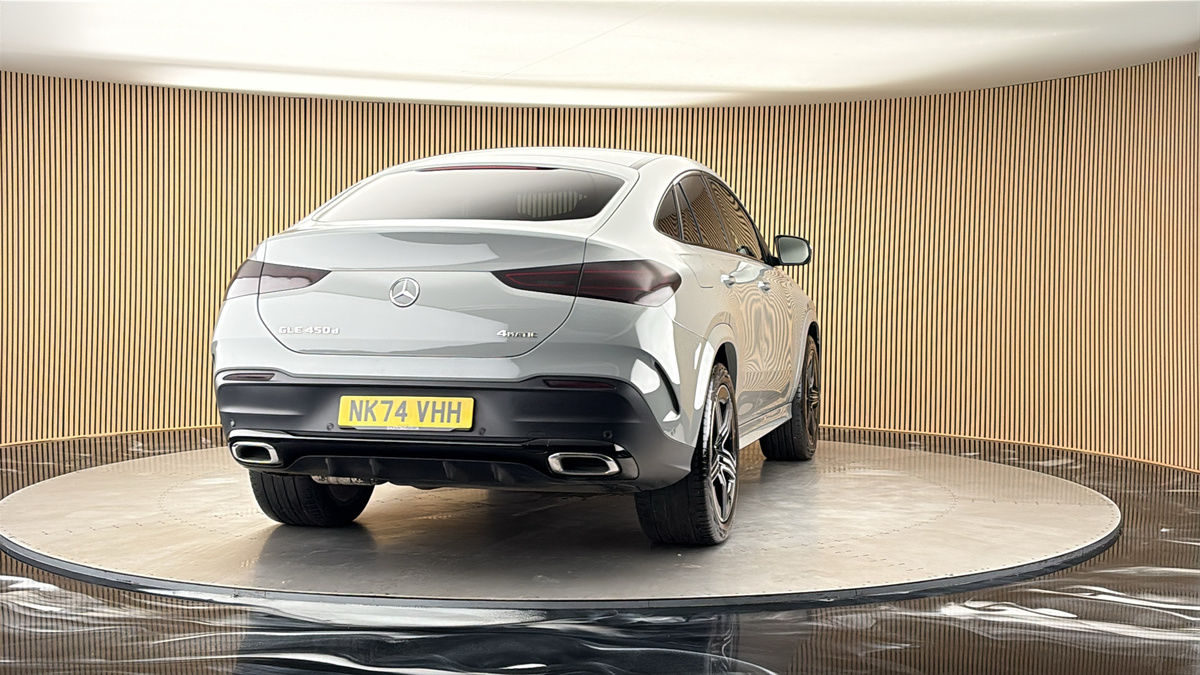 More views of Mercedes-Benz GLE