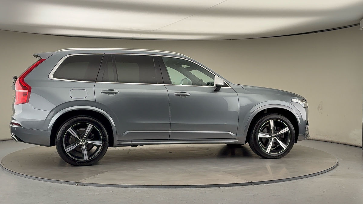 More views of Volvo XC90
