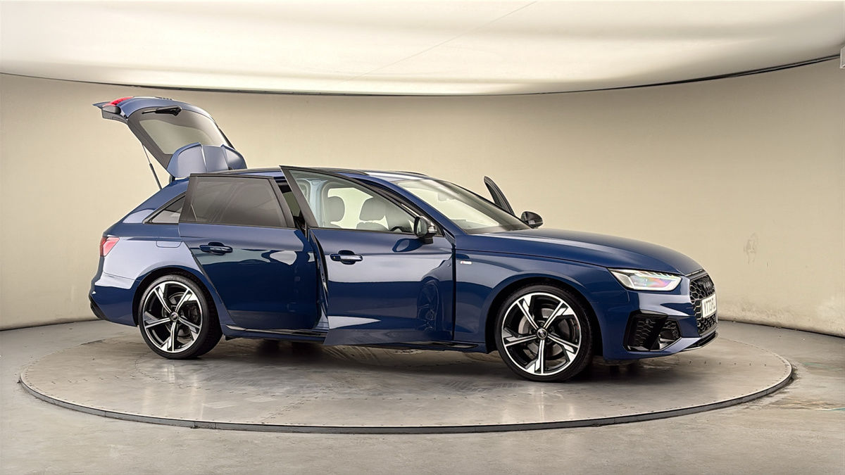More views of Audi A4 Avant
