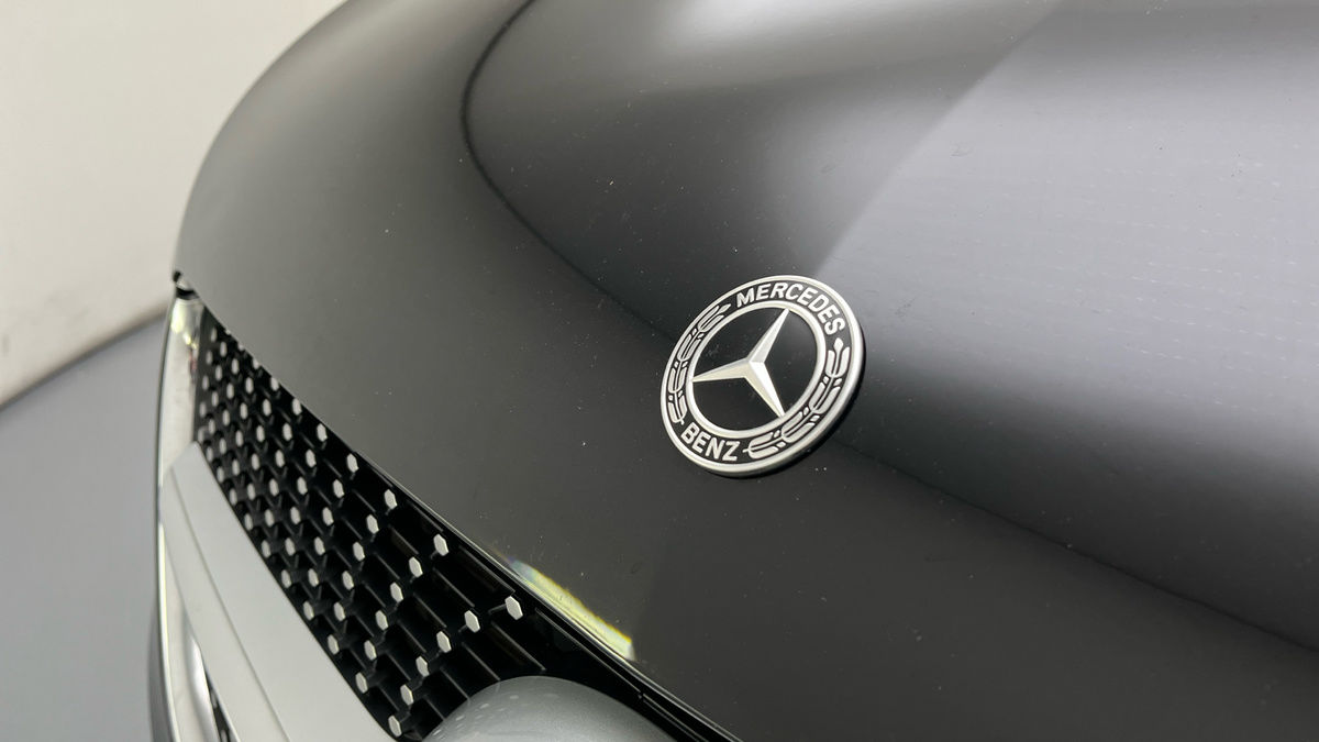 Mercedes-Benz V Class Image 24