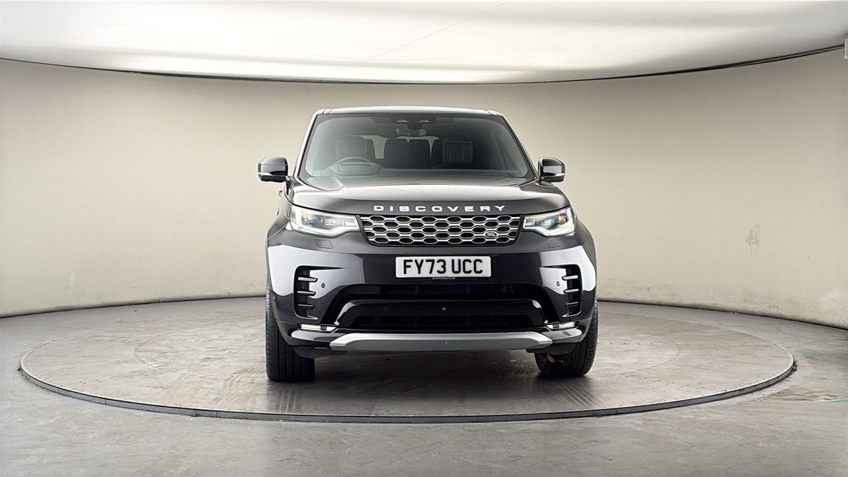 More views of Land Rover Discovery