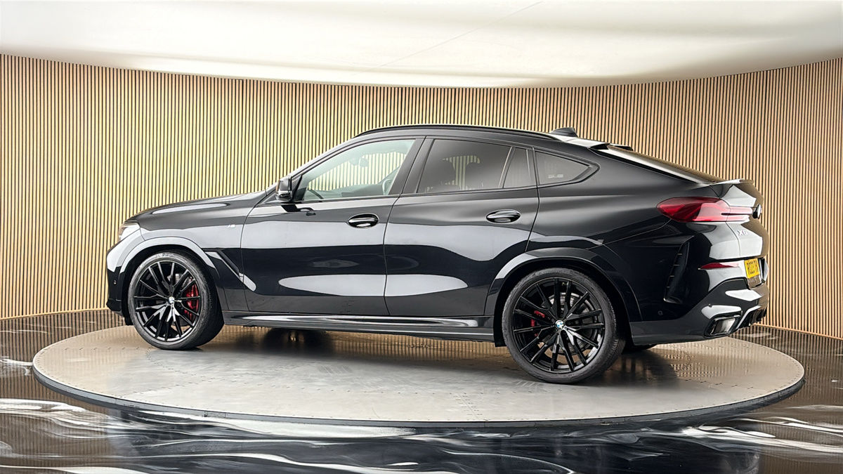 More views of BMW X6