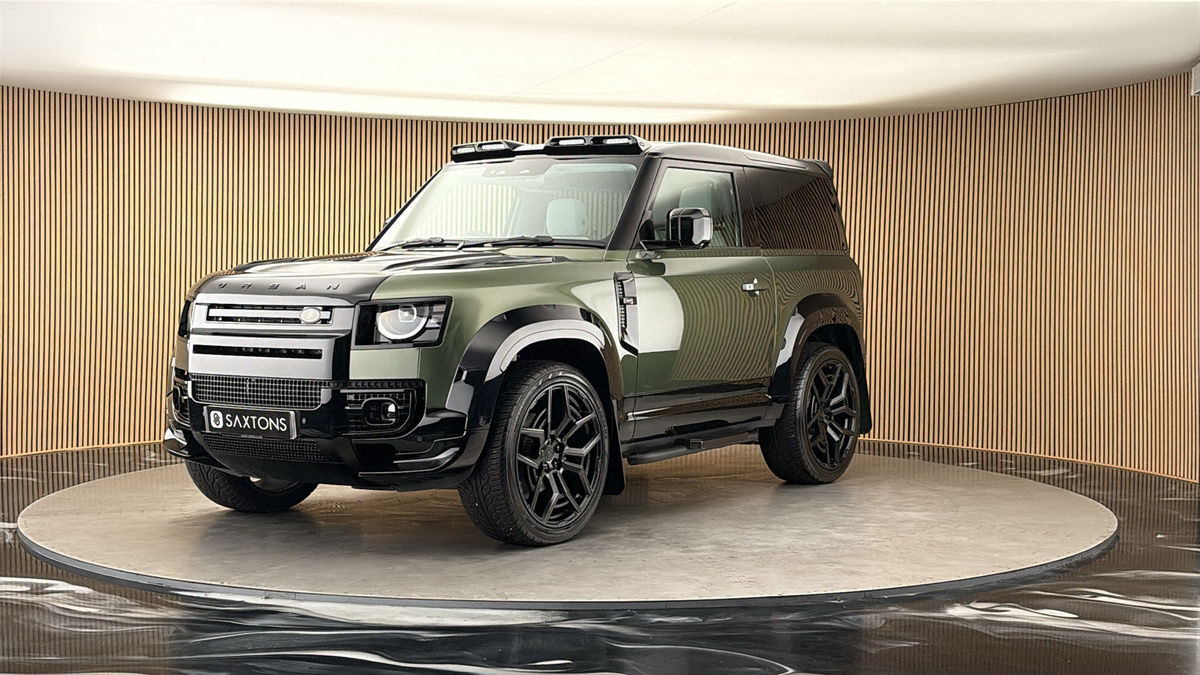 More views of Land Rover Defender 90