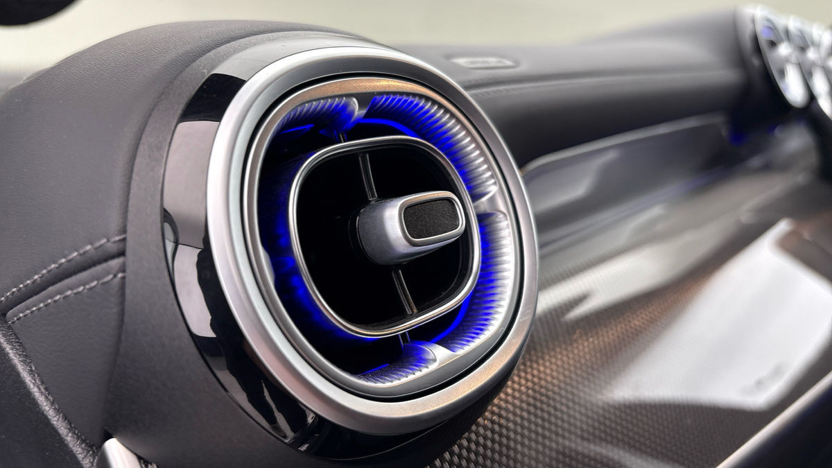 Mercedes-Benz GLC Image 6