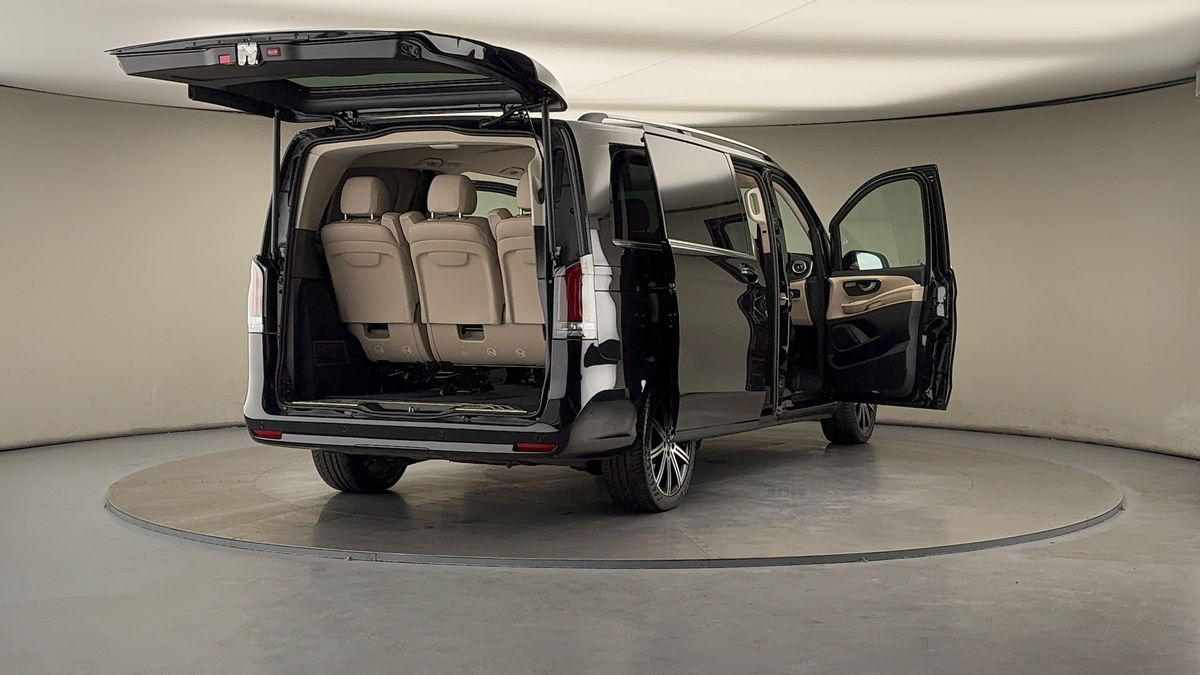 More views of Mercedes-Benz V Class