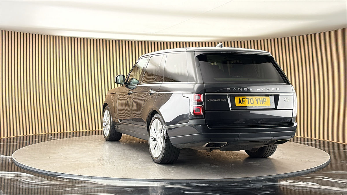 More views of Land Rover Range Rover