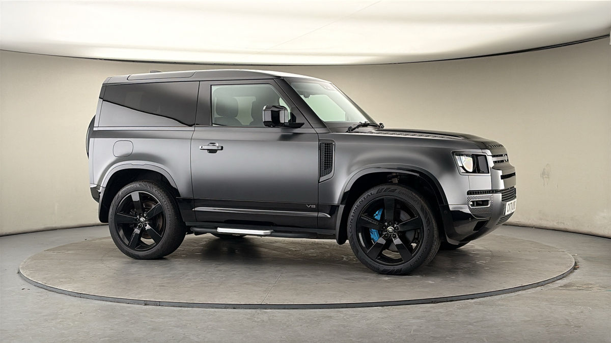 More views of Land Rover Defender 90