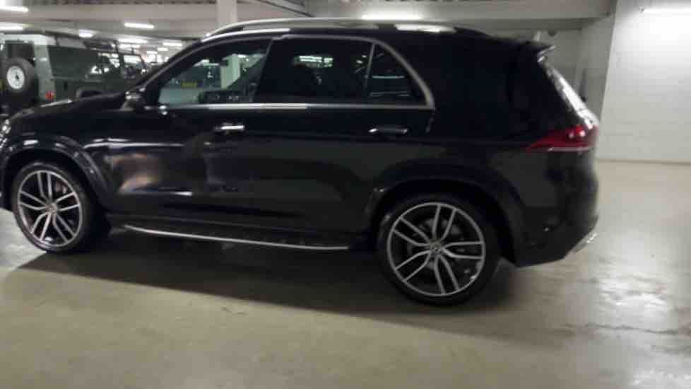 More views of Mercedes-Benz GLE