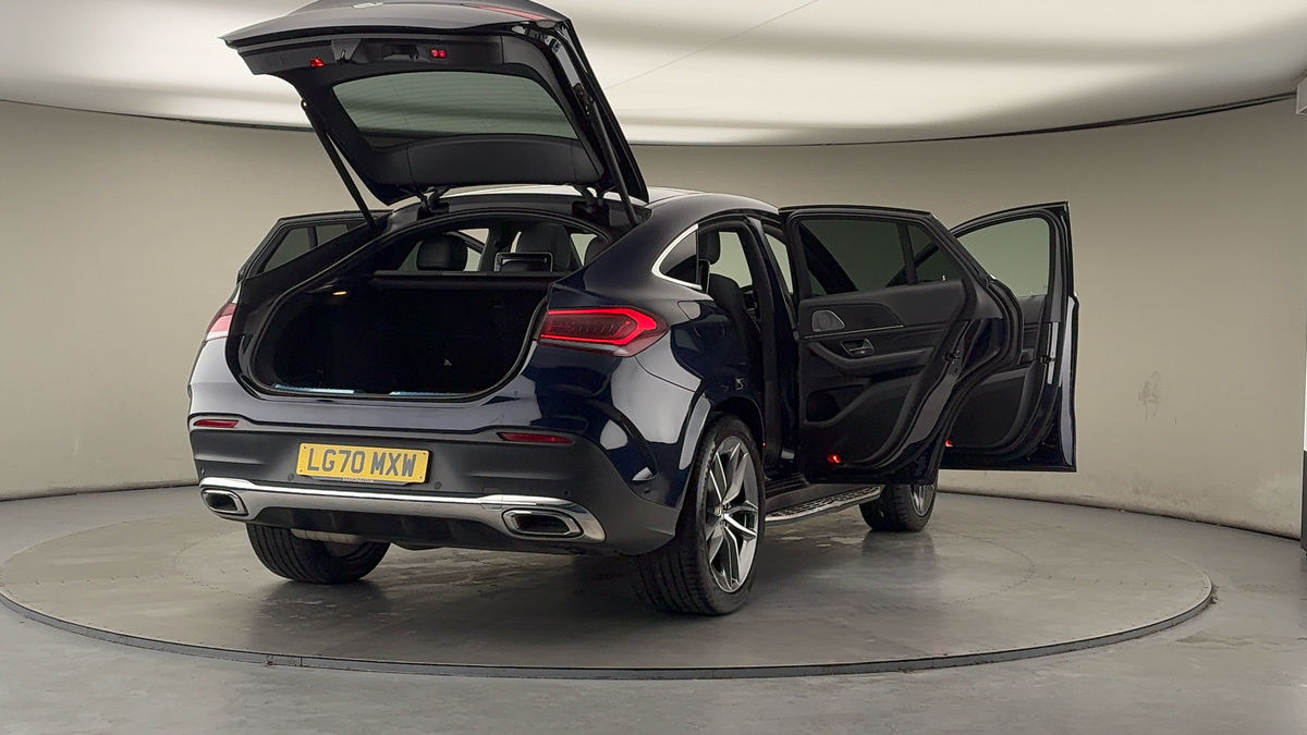 More views of Mercedes-Benz GLE