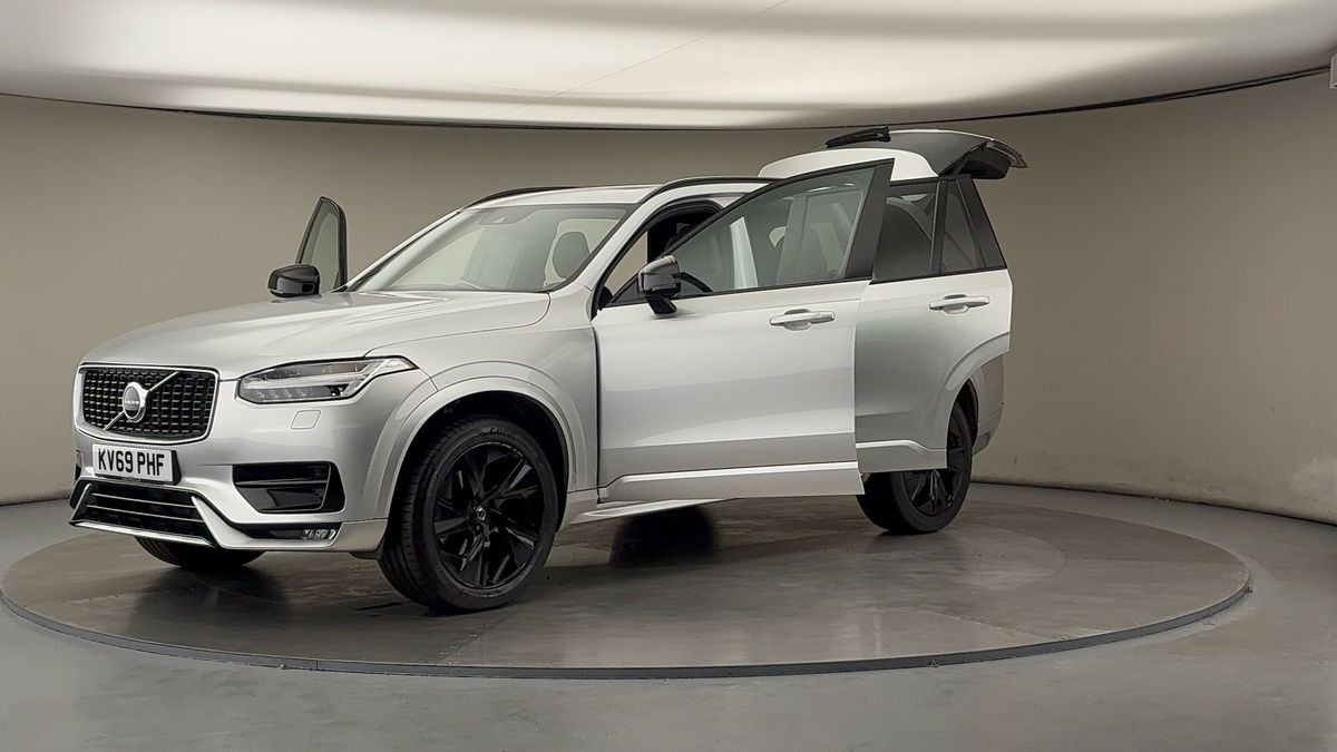 More views of Volvo XC90