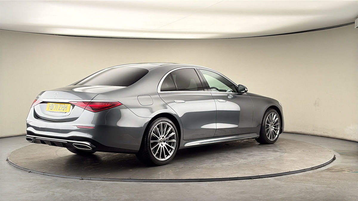 Mercedes-Benz S Class Image 21