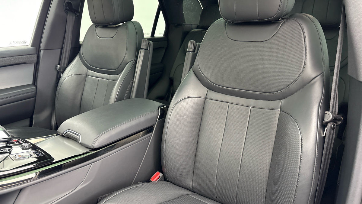 Land Rover Range Rover Sport Image 7