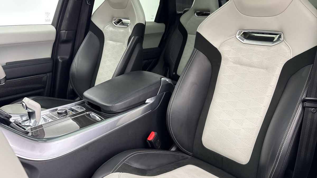 Land Rover Range Rover Sport Image 7