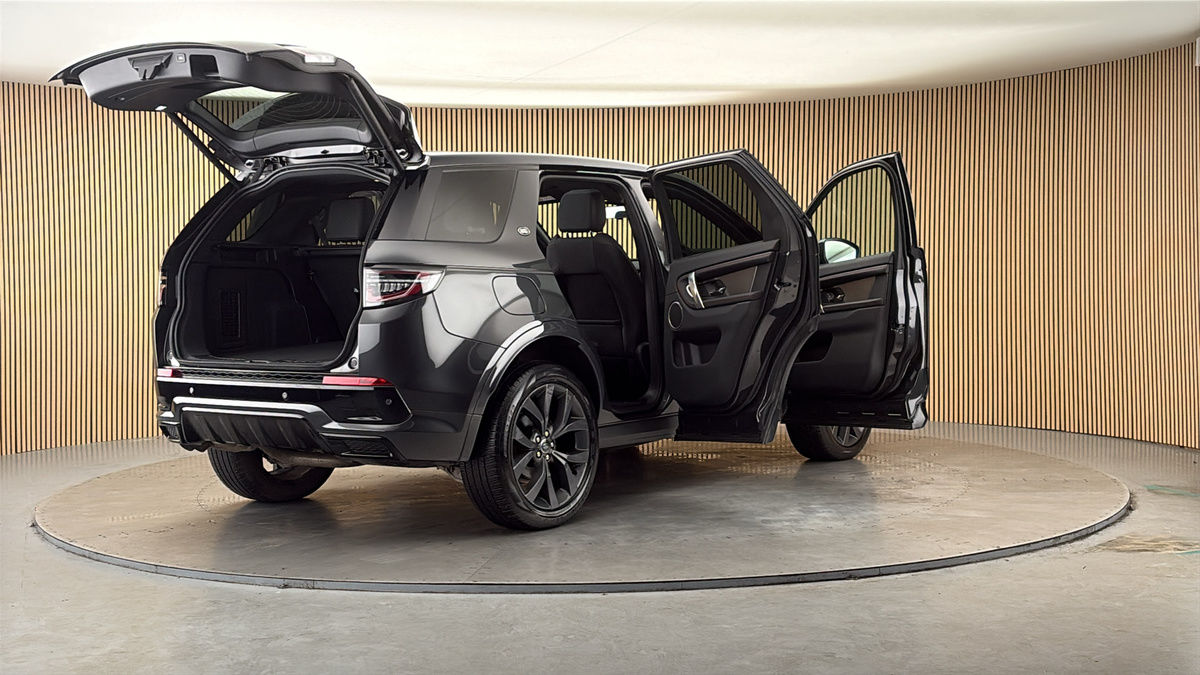 More views of Land Rover Discovery Sport