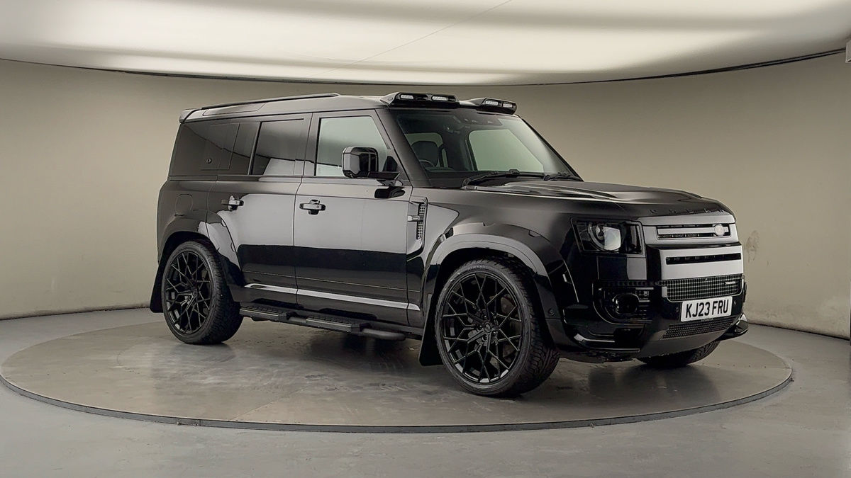 More views of Land Rover Defender 110